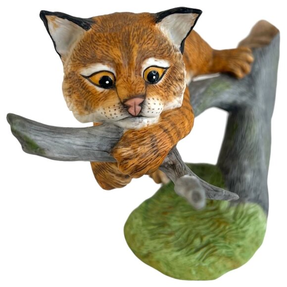 1985 Franklin Mint Porcelain Cat Figurine Captivated Bobcat On Tree NO Butterfly - Picture 4 of 9
